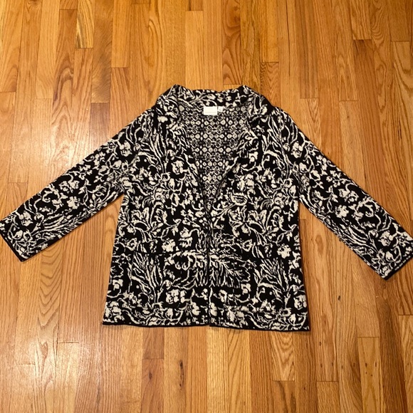Anthropologie Sweaters - Anthropologie floral cardigan black and white